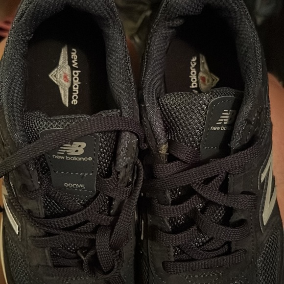 New balance size 3 - Picture 3 of 3